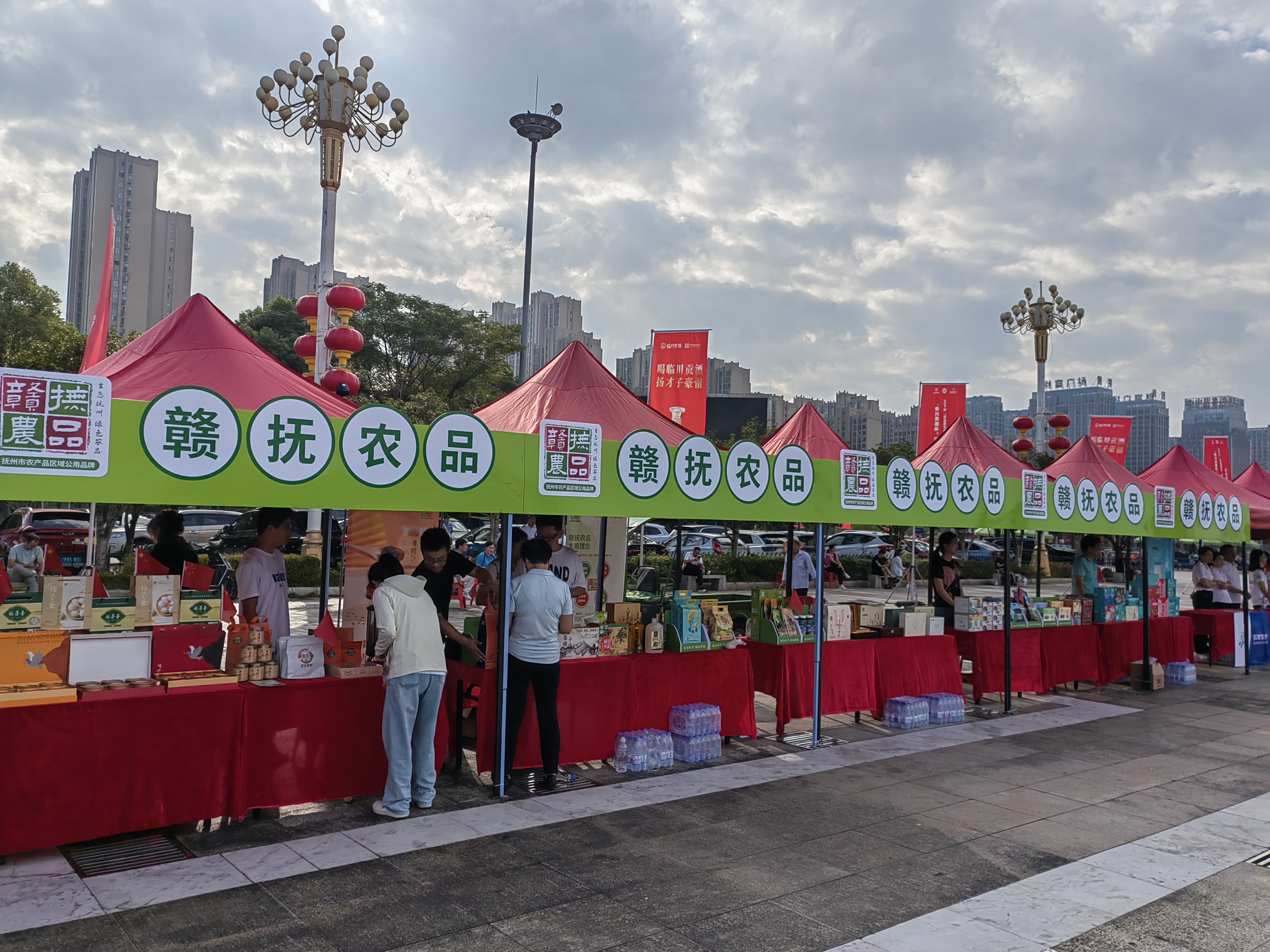 1727604390647671.jpg b2fa3cb73caeff69a3d42cbbc935ef3.jpg